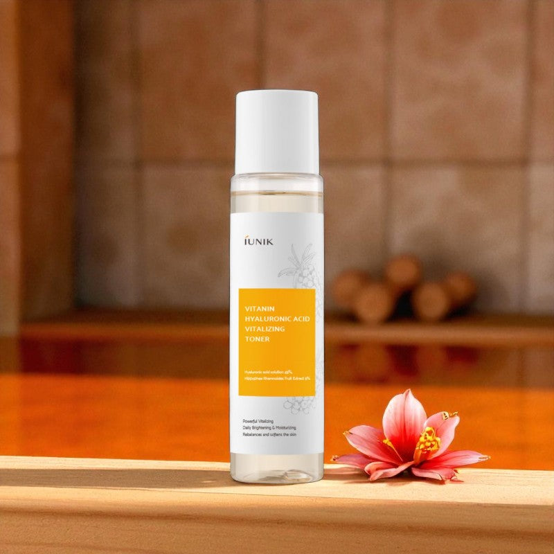 [iUNIK] Vitamin Hyaluronic Acid Vitalizing Toner 200ml