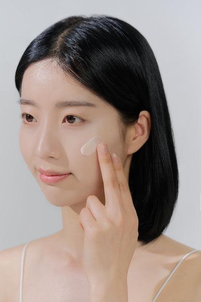 [SKIN1004] Madagascar Centella Tone Brightening Tone-Up Sunscreen 50ml