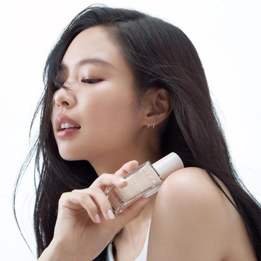 [HERA] Silky Stay Foundation 24h Longwear PA++ 30g - 21C1 ROSE VANILLA